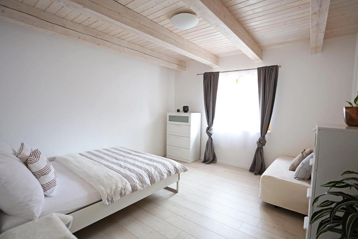 Husovka No135 Villa Libice nad Cidlinou ภายนอก รูปภาพ